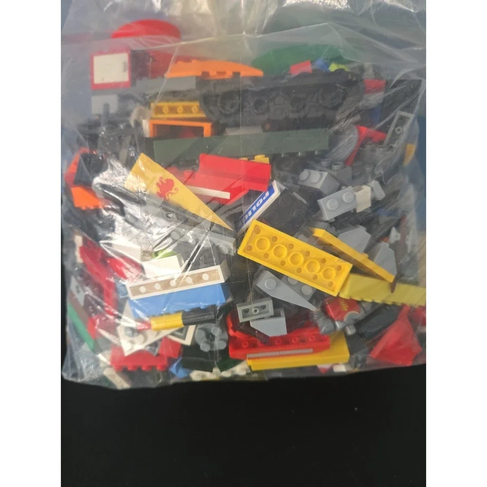 LEGO 4 LB Bags Of Bulk Assorted Parts Pieces Bricks Lots‎ of Variety